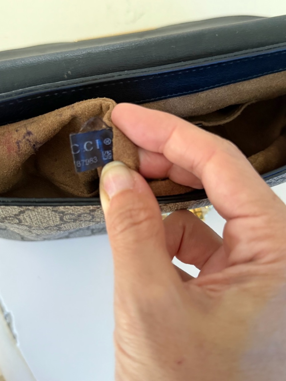 Gucci Black Leather Padlock Saddle Canvas Crossbody with Navy-Red Web Strap - Picture 7 of 9